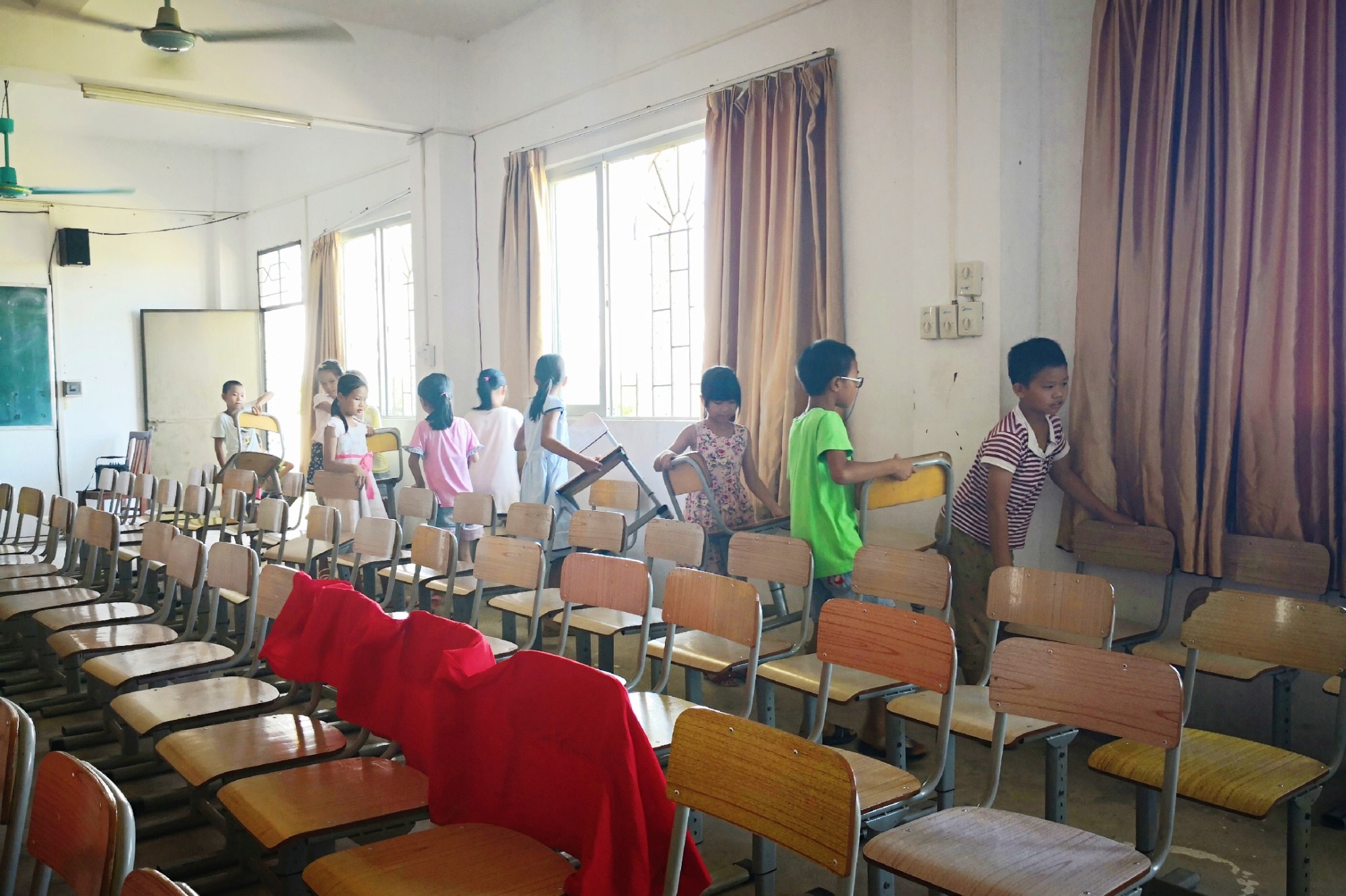 微信图片_20180627105304_副本.jpg 微信图片_20180627105304_副本.jpg